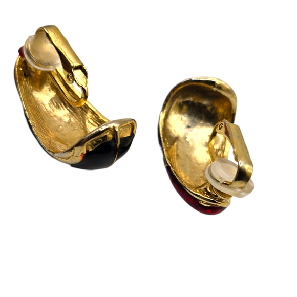 Clip On Earrings Red Black Enamel Gold Tone Abstract Retro Bold SKU2402 - Picture 4 of 5